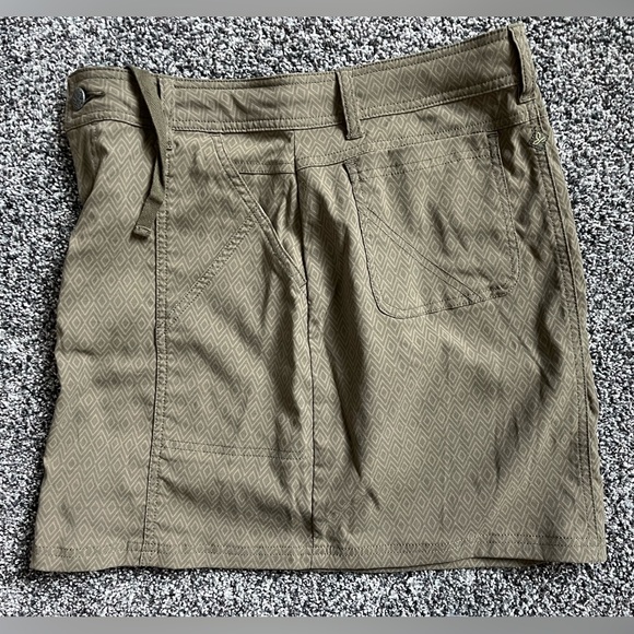 prAna Skirt Khaki - Picture 4 of 12